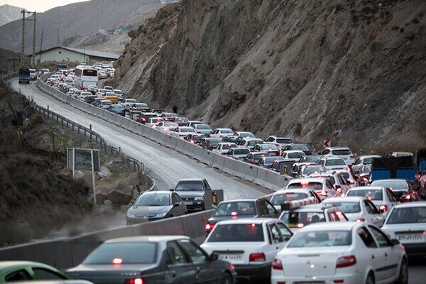 ترافیک پرحجم اما روان در مسیرهای برگشت زوار در جاده‌های کرمانشاه