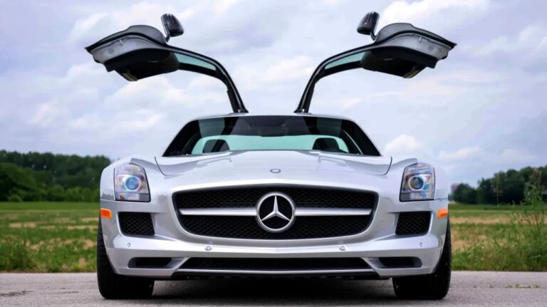 فروش مرسدس بنز SLS با قیمت باورنکردنی /عکس