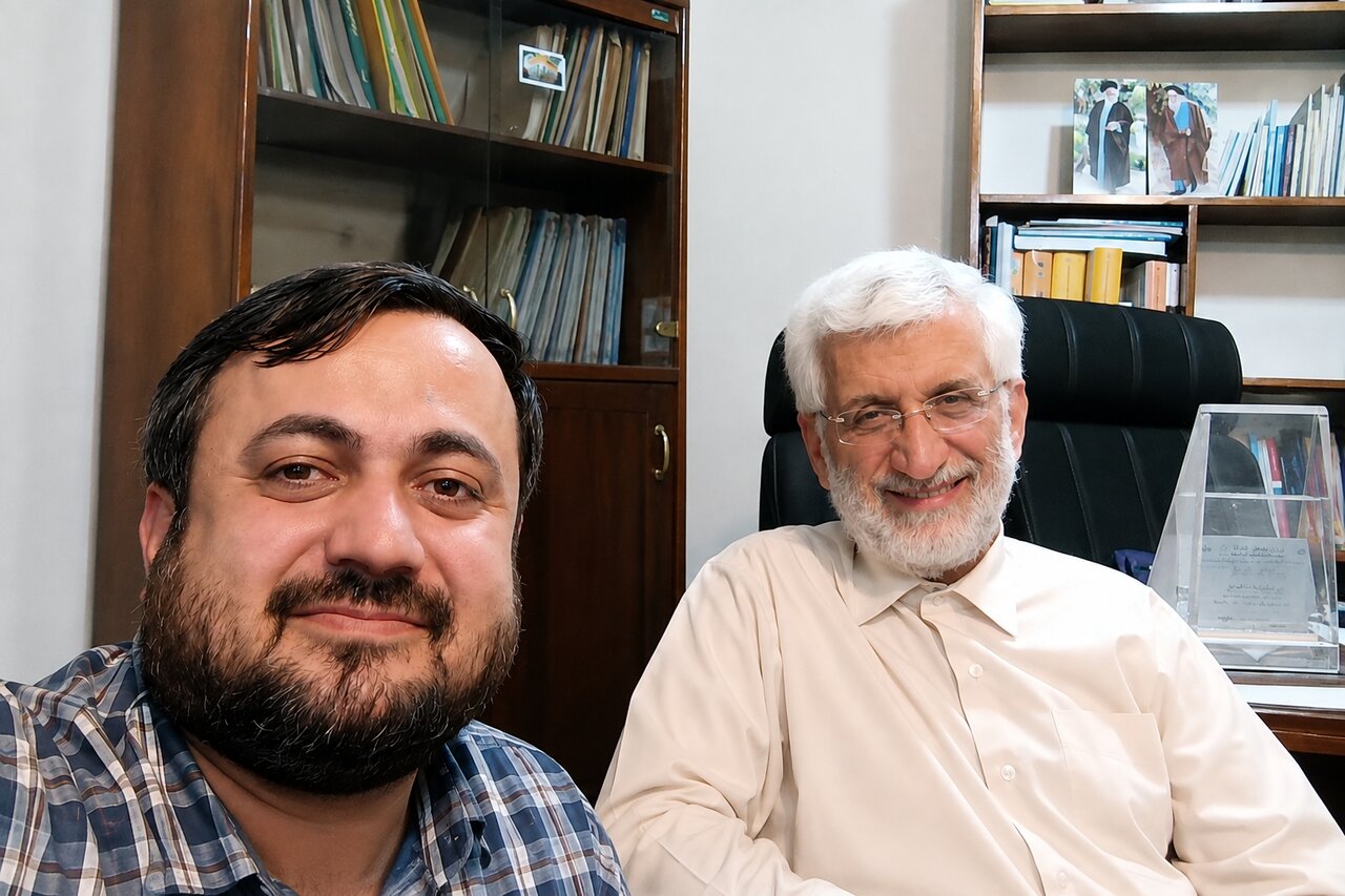 بک و دیس‌بک توئیتری مشاور جلیلی و مشاور وزیر کشور روحانی؛ از انتقاد براتی به خاطر مصاحبه فاکس نیوز تا کنایه جمعه‌ای با کلیدواژه «منطق سوپرانقلابی»