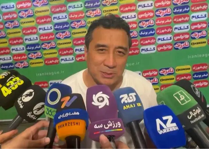 ببینید | عزیزی: از این پس به بازیکنان تراکتور فحش بدهند، تیم را از زمین بیرون می‌کشم