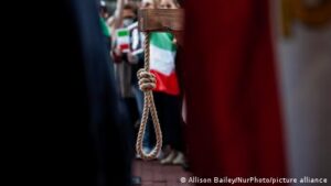 سازمان حقوق بشر ایران: اعدام ۸۲ نفر، از جمله ۶ زن در یک‌ماه