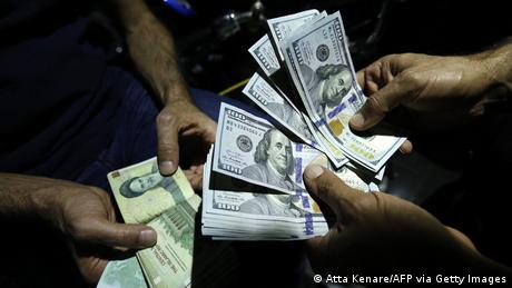 قطع ارتباط، انسداد مالی و فشار جنگ؛ چرا کمک دیاسپورا به یکی از آخرین راه‌های بقا در ایران تبدیل شده است؟