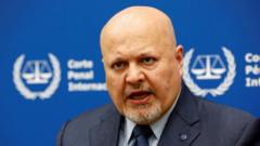 دادستان ارشد دیوان کیفری بین‌المللی به دلیل اتهامات سوء رفتار جنسی برکنار شد