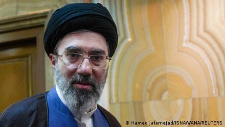 مجتبی خامنه‌ای: امنیت خلیج فارس با مدیریت ایران بر تنگه هرمز