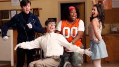 Don't Stop Believin'! - high school musical Glee set for reboot