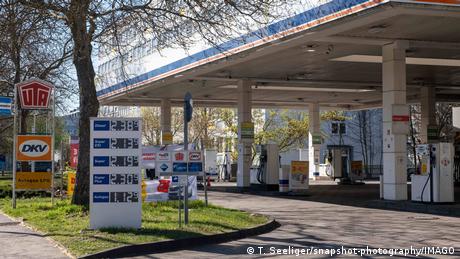 جلسه مجلس آلمان برای تخفیف بهای سوخت و کمک‌های حمایتی