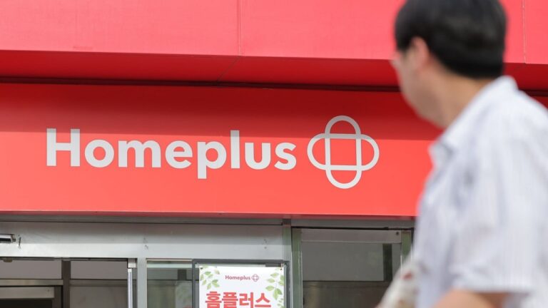 How South Korean hypermarket chain’s fall reflects ‘time-poor’ consumer demands