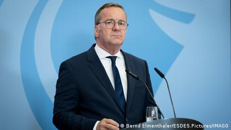 پیستوریوس: وزیران AfD نباید به اطلاعات محرمانه دسترسی یابند