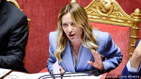 دولت جورجیا ملونی پوشیدن برقع و روبنده در مدارس را ممنوع کرد