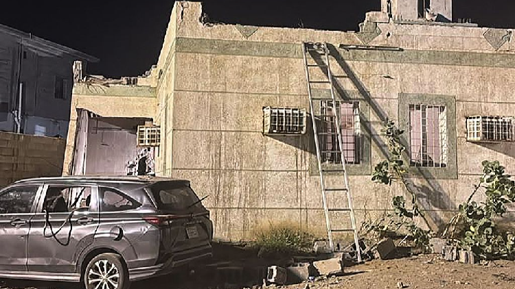 Houthis claim hitting Saudi base in renewed fighting