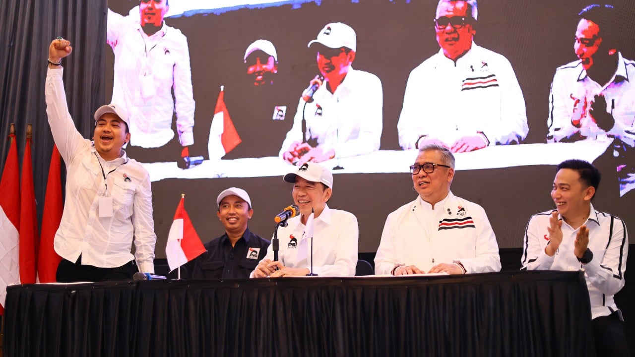 Indonesia’s Widodo backs son’s party for 2029 election with political tour