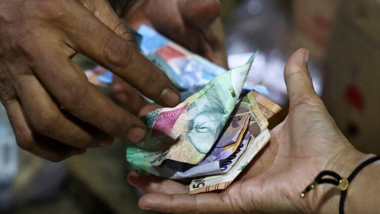 Bali tipping row: call for Indonesian tourists to pay up triggers backlash