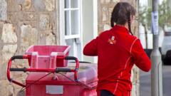 Hundreds of Royal Mail staff quitting each week under new efficiency plans
