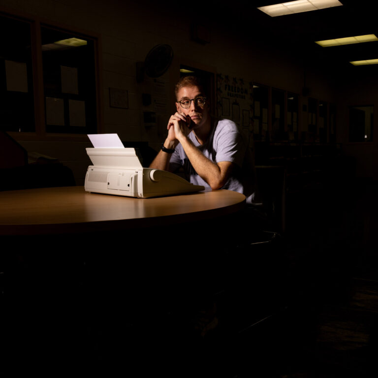 Even Without Internet Access, Prisoners Are Trying to Benefit From A.I.