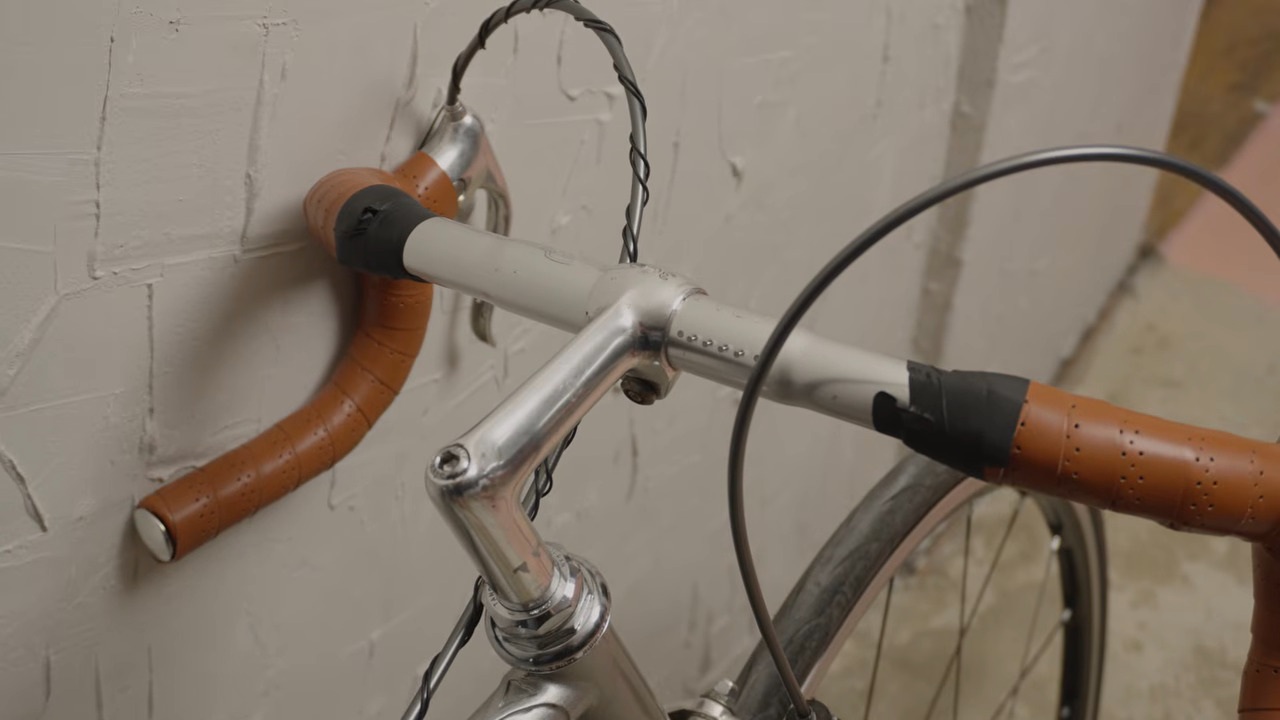 Sleeper E-bike has Solenoid Display