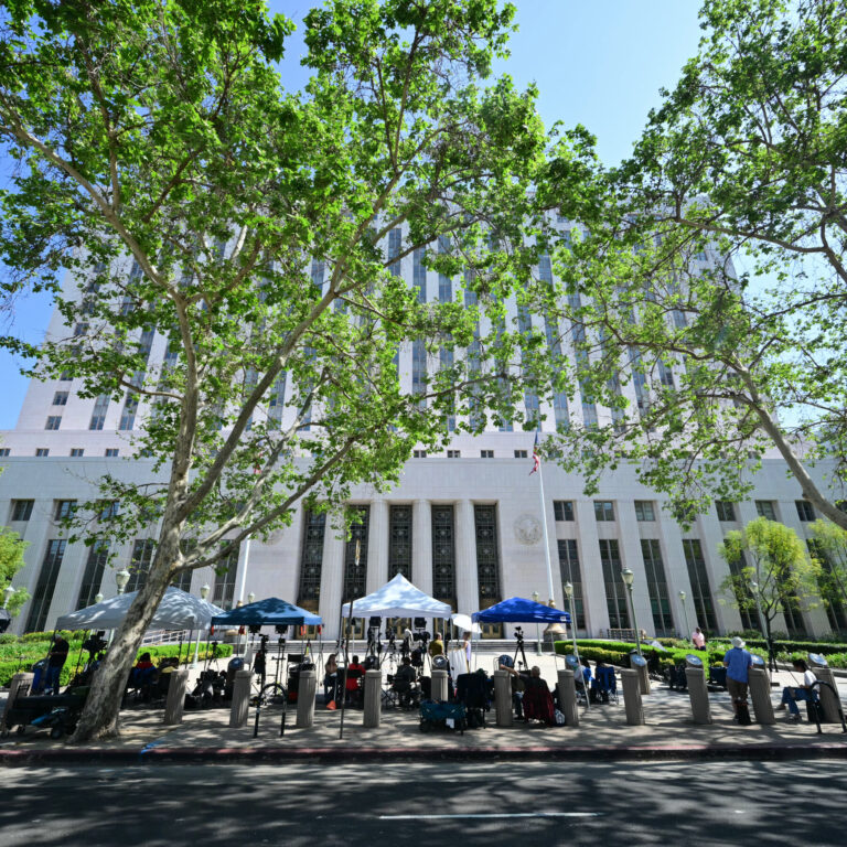 New Jersey Teenager Drops Bellwether Social Media Addiction Lawsuit