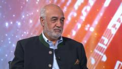 «طوطی‌های سبز» اوین؛ مراد طاهباز: سیدامامی را نشانم دادند و گفتند، همین بلا سر تو می‌آید