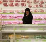 زندگی زیر فشار تورم در ایران؛ از فروش دارایی‌ها تا خریدهای نسیه