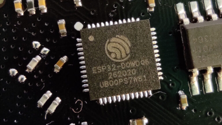 ESP32Synth : an Audio Synthesis Library for the ESP32