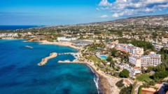 Father admits causing death of his son in hotel fall