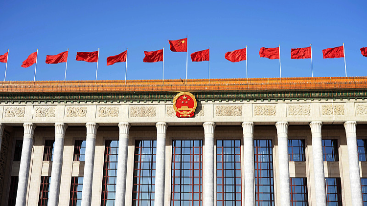 Xi presents China's top sci-tech award, delivers important speech
