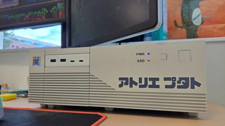 3D Print This Retro Desktop Case