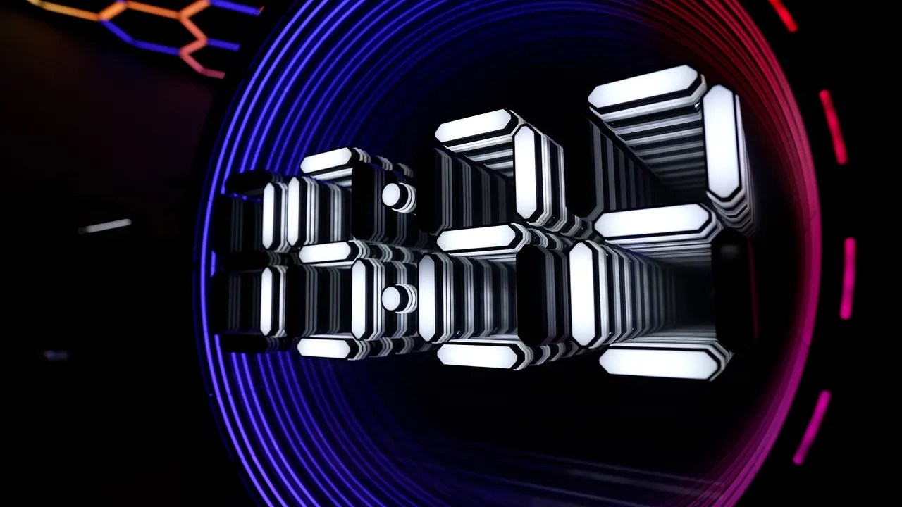 Big Infinity Mirror Clock Invites You To Gaze Deeply
