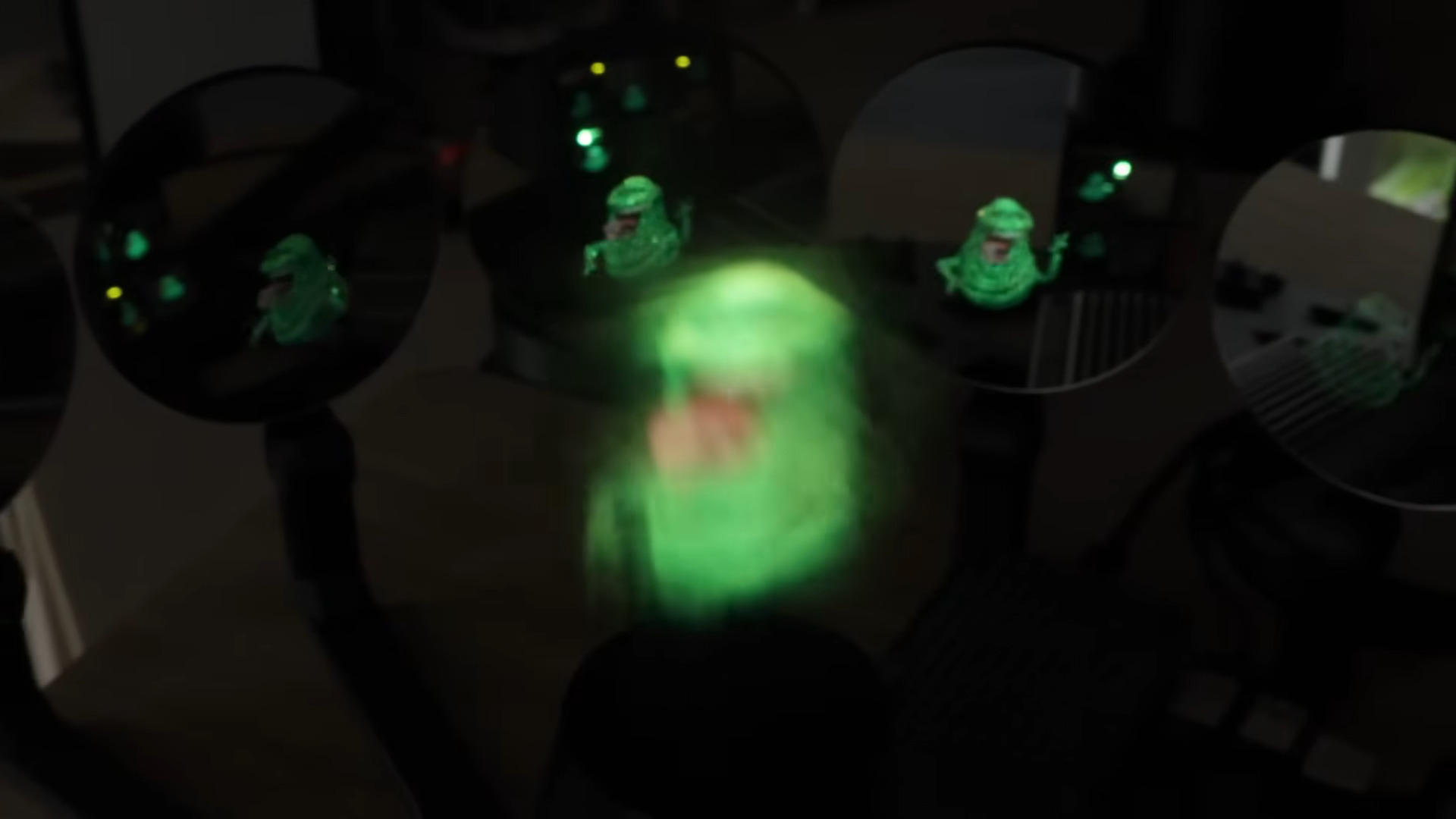 Mist, Mirrors, Laser : Multi-view 3D Projection