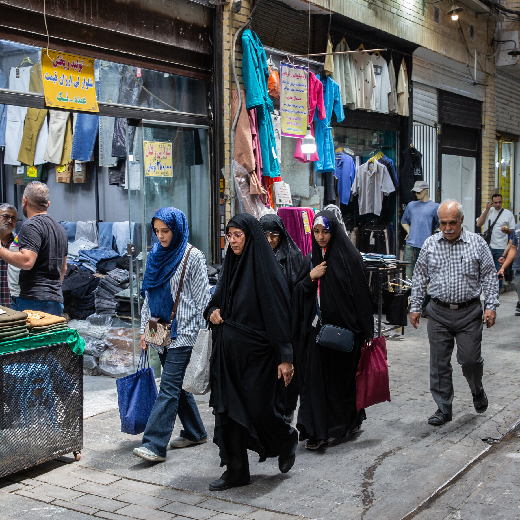 U.S. Hopes for Investment in Iran Would Break With Decades of History